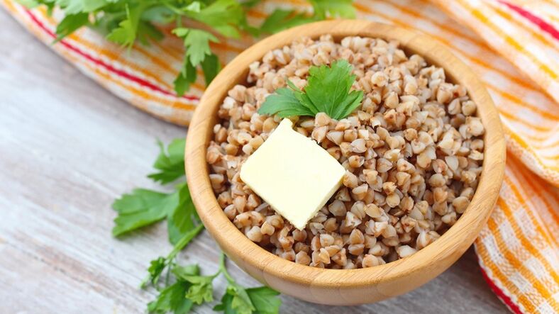 Buckwheat porridge with butter